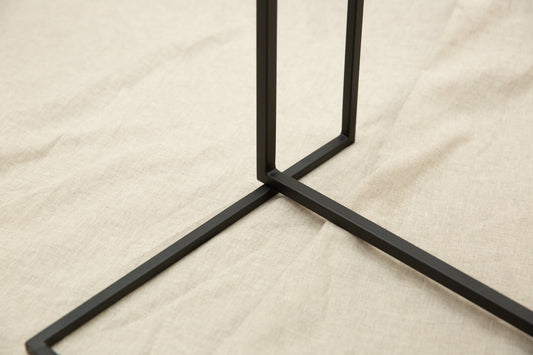 Mesa auxiliar Cantil