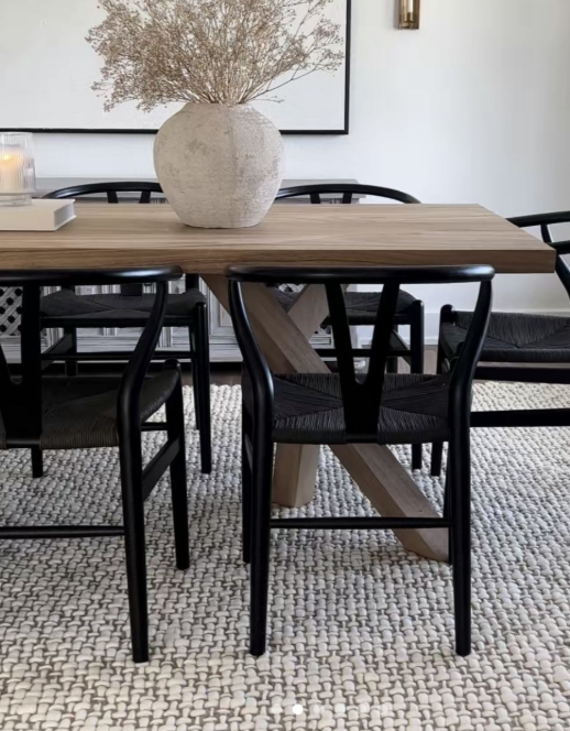 Silla Wishbone Black